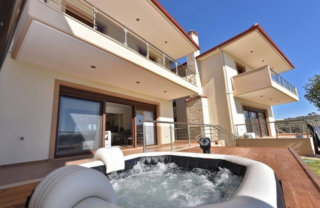 Katerina Seaview Maisonette by TravelPro Sevices
