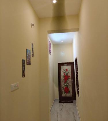 Kaviya Residency