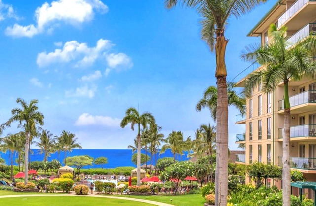 KBM Resorts | 5-Bedroom Honua Kai Collection | Multi Unit Listing | Same Floor | Ocean and Mountain Views + 3 Free Rental Cars! HKH-229/36/40