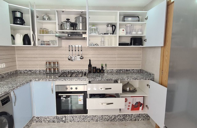KechAppart KENITRA: well-equipped apartment in a residence with swimming pool