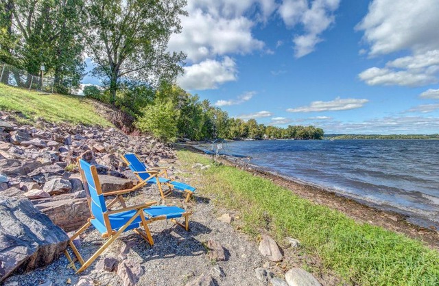 Keeler's Bay Get Away