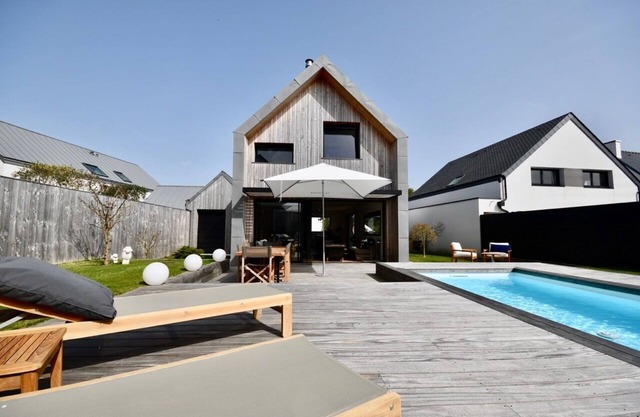 Kerguillé, villa with swimming pool