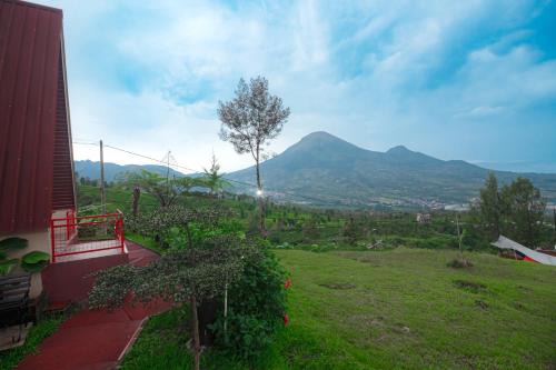 Khanzana Cabin and Camp