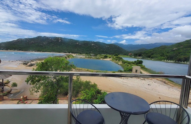 Khu du lich Hang Rai - Ninh Thuan