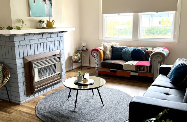 King's Park - Quiet 3 Bedroom House - Free Wifi