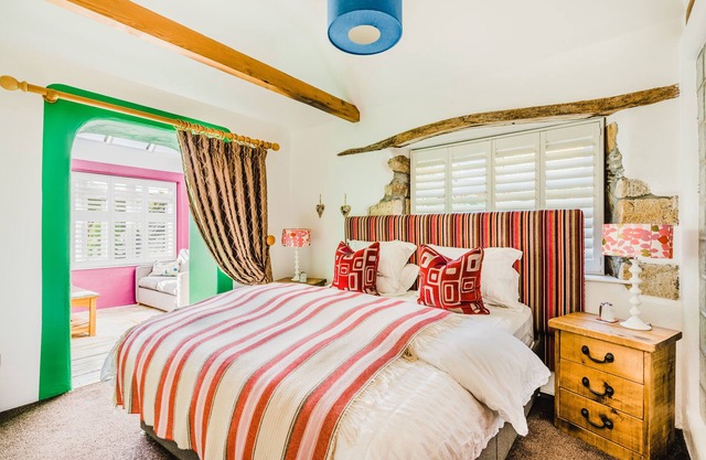 King-Superior-Ensuite with Shower-Garden