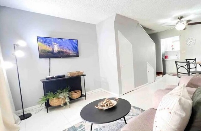 Kingston Luxury Oasis