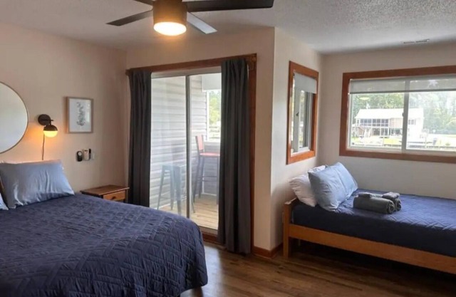 Knot Three- Balcony View of ICW- Dog Friendly!