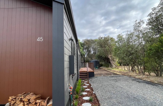 Koala Retreat - a beautiful newly build holiday retreat