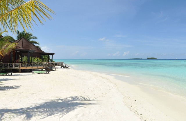 Komandoo Maldives Island Resort