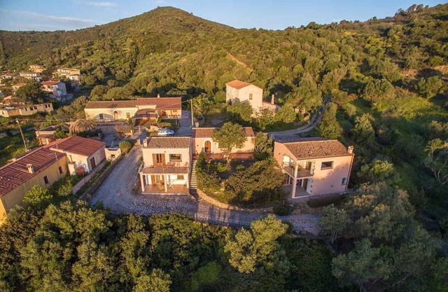 Komfortable Villa mit Pool und Meerblick - Nr. 115/2