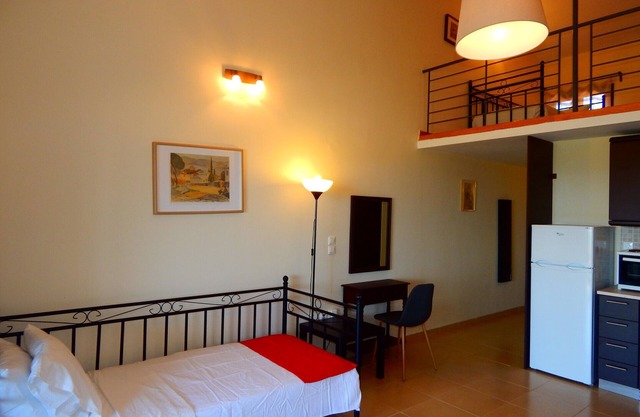 Kripis Studio Paliouri No5 with exellent view