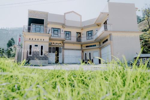 Kurniawan By Travelink