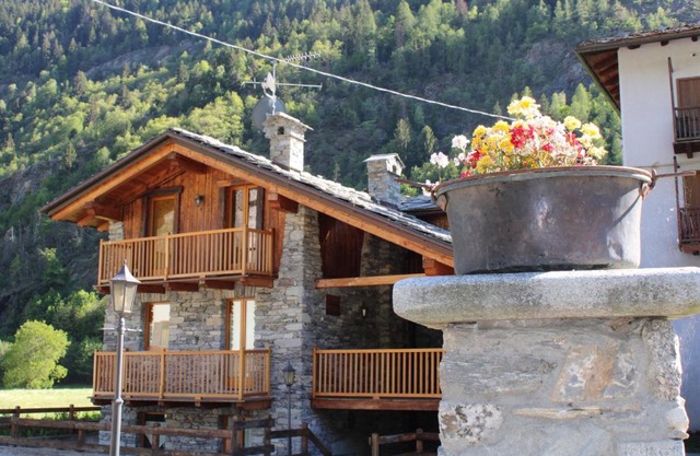 L'Atelier du Temps - Stone House