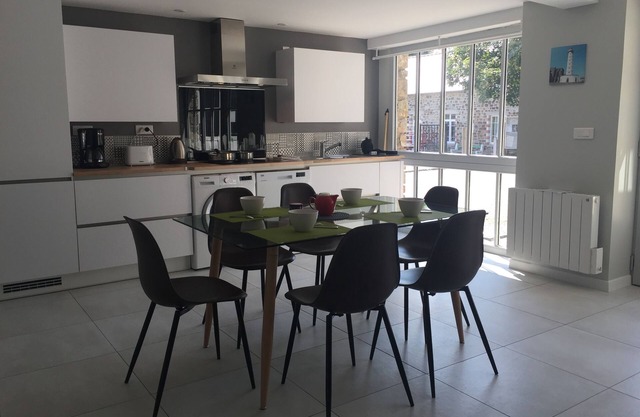 L'atelier-Gîte-Apartment-Ensuite with Bath