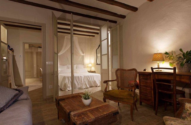 L'Esparter apartment with indoor pool access