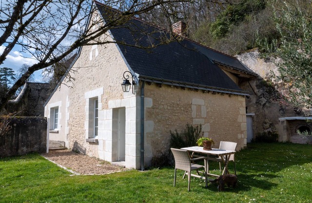 La Closerie, adorable house, park of the Ormeaux castle, 6 km from Amboise.