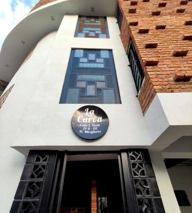 La Curva Apartamentos