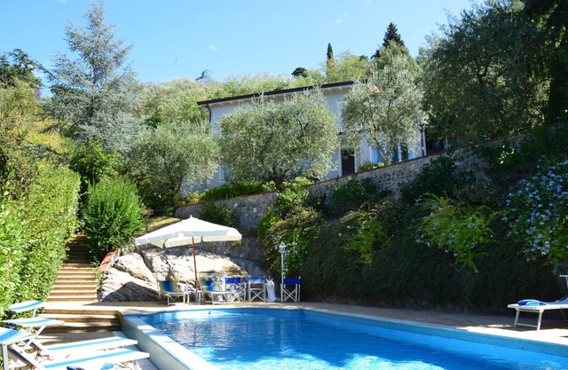 La Casina, villa on the hill with wonderful sea view and relaxing privacy