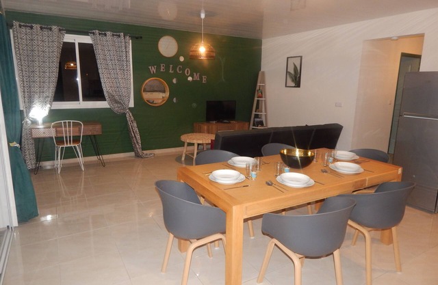 La Kay Dédé, spacious apartment between sea and mountains