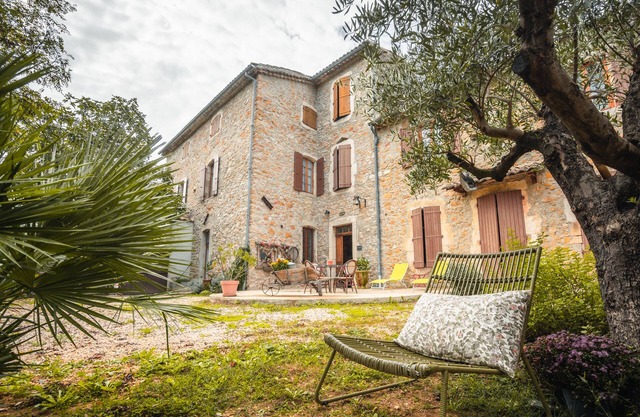 La Maison Inès -Exceptional 18th-century Bastide in Vallon pt d'arc- labeled 5* - France