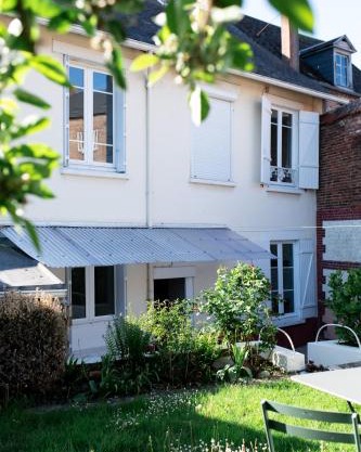 La Montpensier - maison dans le centre ville d'Eu