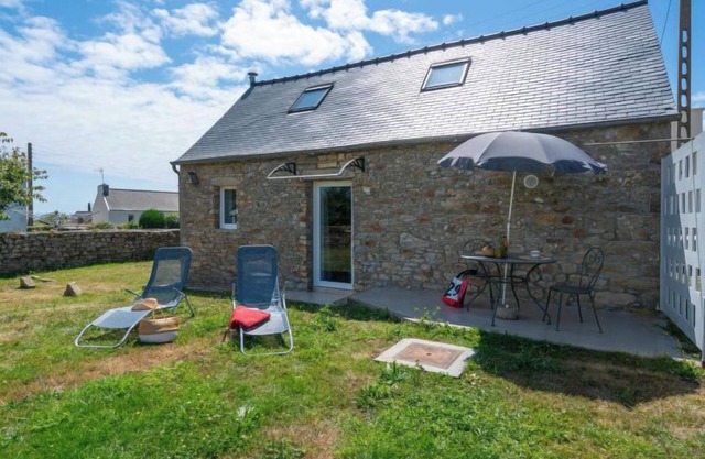 La petite Iroise by Interhome