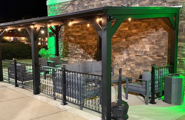 La Quinta Inn & Suites by Wyndham Forsyth