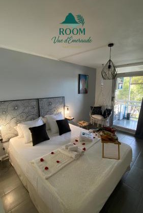 La Room Vue d Emeraude