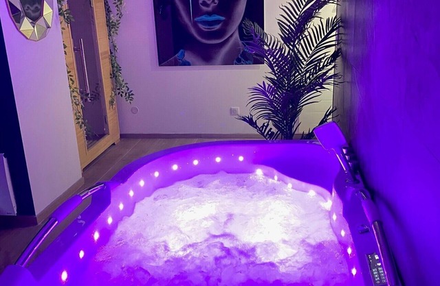 La Suite Saphir - Spa Privatif