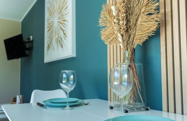 La Tiny L, 5 minutes from Loches town center and 30 minutes from Beauval ZOO