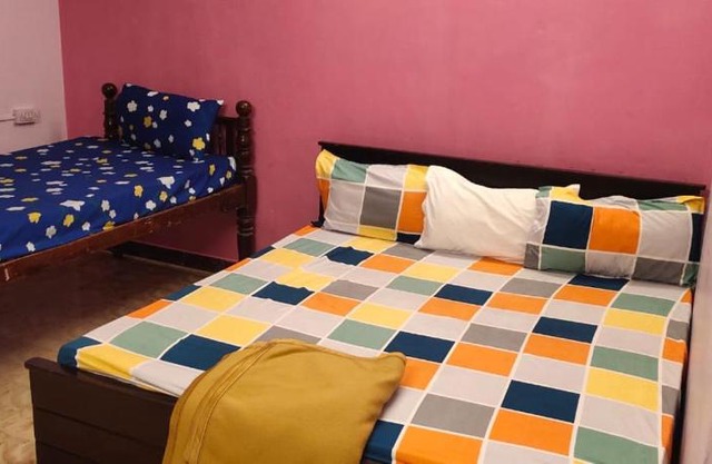 La Varsha Home Stay