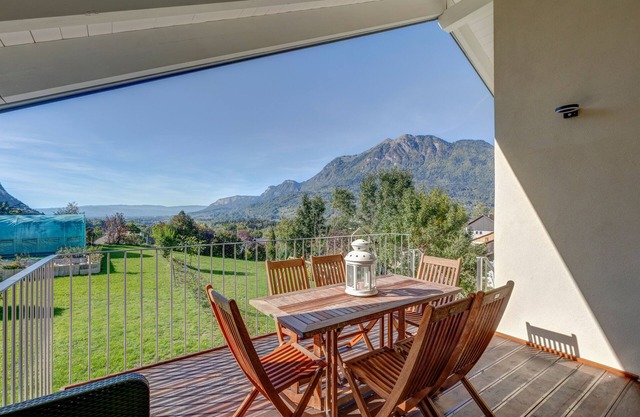 La Vougerotte - Terrasse Vue Montagnes