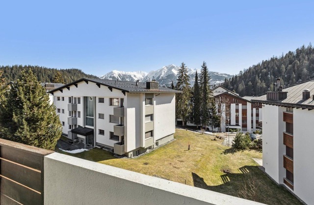 Laax 365 Ski IN & Ski OUT - Bike & Relax with a view of the mountains, up to 6 people