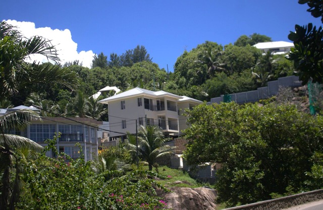 Lagati Residence