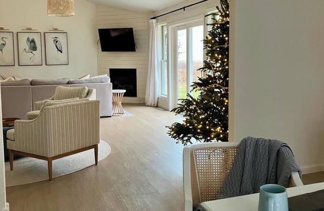 Lake Edward Retreat, Hot Tub, Game Rm, Mins to Nisswa