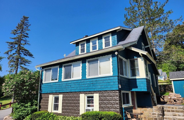 Lake George 5 Bed/3 Bath home w/lake & resort access