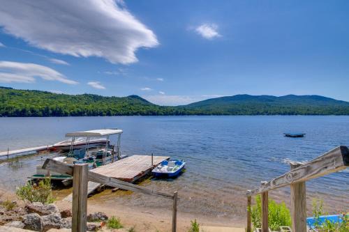 Lake Stinson Cottage with Sunroom and Shared Dock!