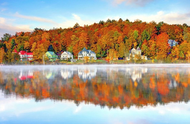 Lakefront Adirondack Cabin Dock + Canoe 10 min to Lake Placid