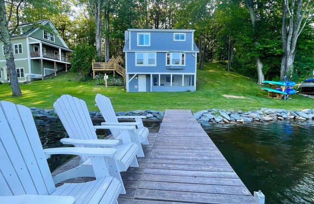 Lakefront Home on Lake Iroquois