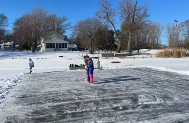 Lakefront Winter getaway on Lake Minnetonka!