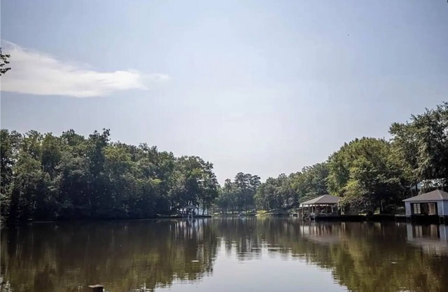 Lakehouse Getaway on Lake Oliver