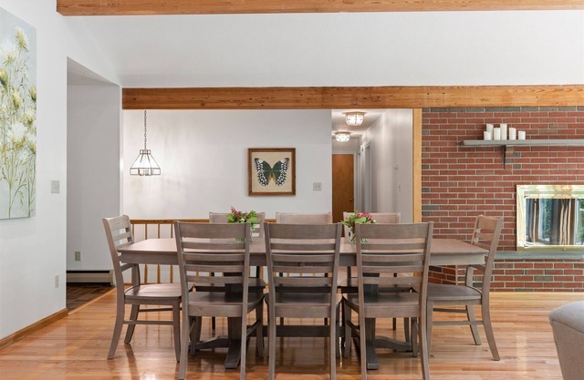 Lakeside Elegance: Newly Renovated Retreat on Kennebunk Pond