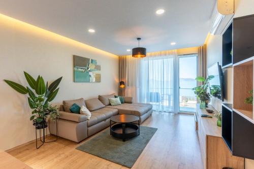 Lakeside Panorama Apartment 115