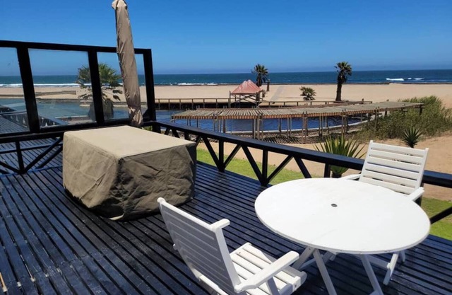 Lalandi Self-Catering BeachHouse-Entire home in Langstrand, Namibia