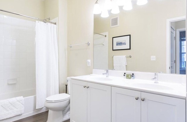 Landing at Avalon Laurel - 1 Bedroom in Downtown Laurel