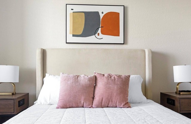 Landing at Champions Walk - 2 Bedrooms in South.