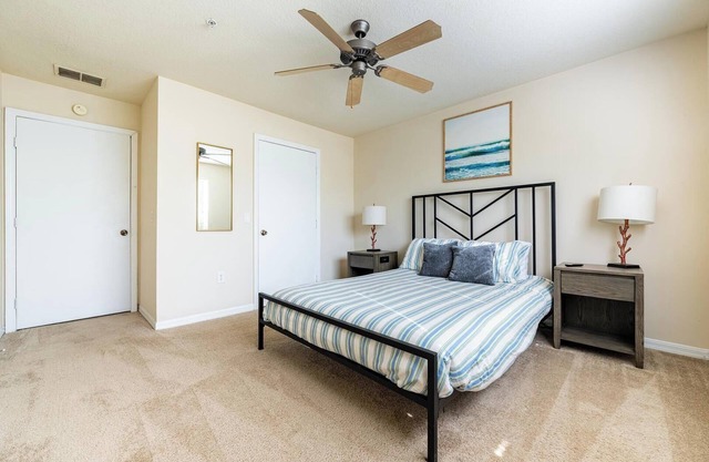 Landing at Champions Walk - 2 Bedrooms in South.