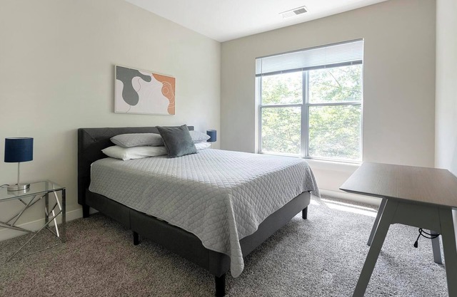 Landing | Beautiful 1BD, Pool, Gym