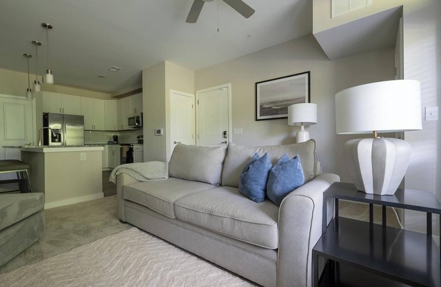 Landing | Incredible 1BD, Gym, Clubhouse